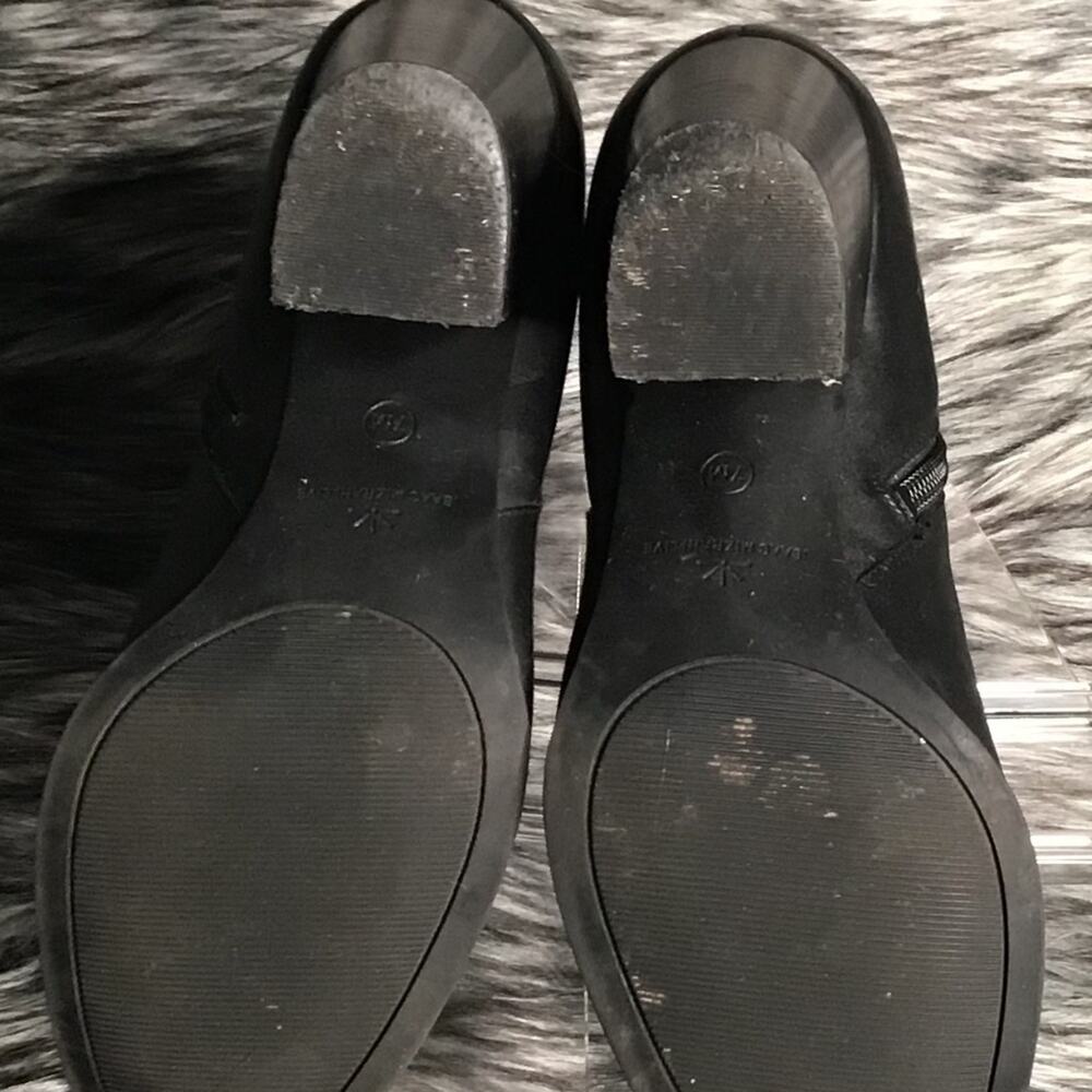 Isaac Mizrahi Black Leather Ankle Boots 7M - Picture 5 of 8